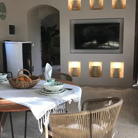 Trullo Nascosto, Puglias Hidden Gem * Santa Lucia (Brindisi)